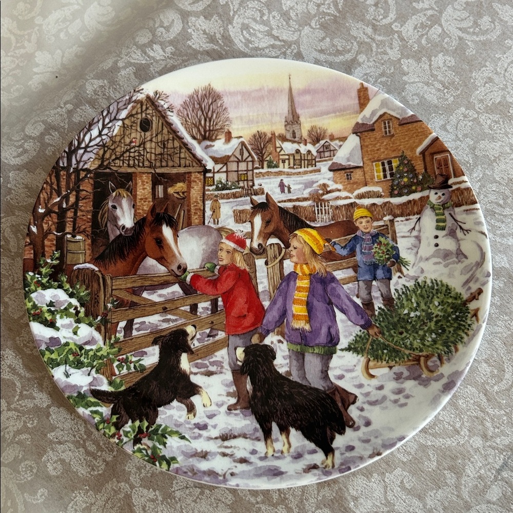 Wedgewood ~2002 Christmas Companions Limited Edition Decor 8” Plate